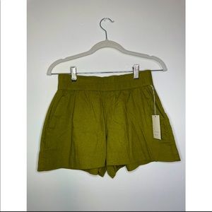 SOLD - Olive Green Shorts✨